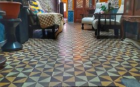 El Patio De La Morocha